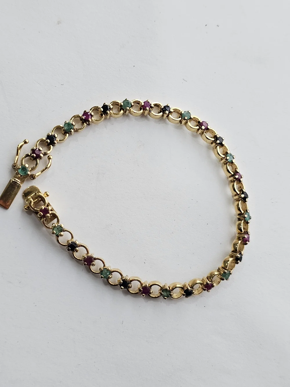 N/A elegant gold
